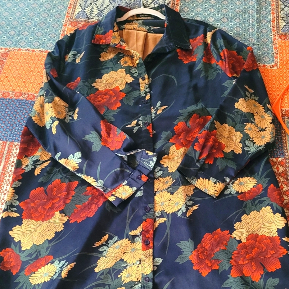 Boohoo button down shirt